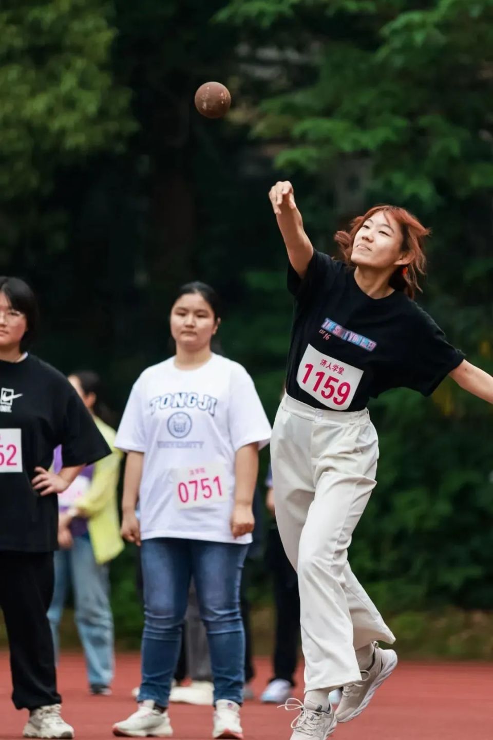 关于大学生运动会：年轻的竞技激情的信息